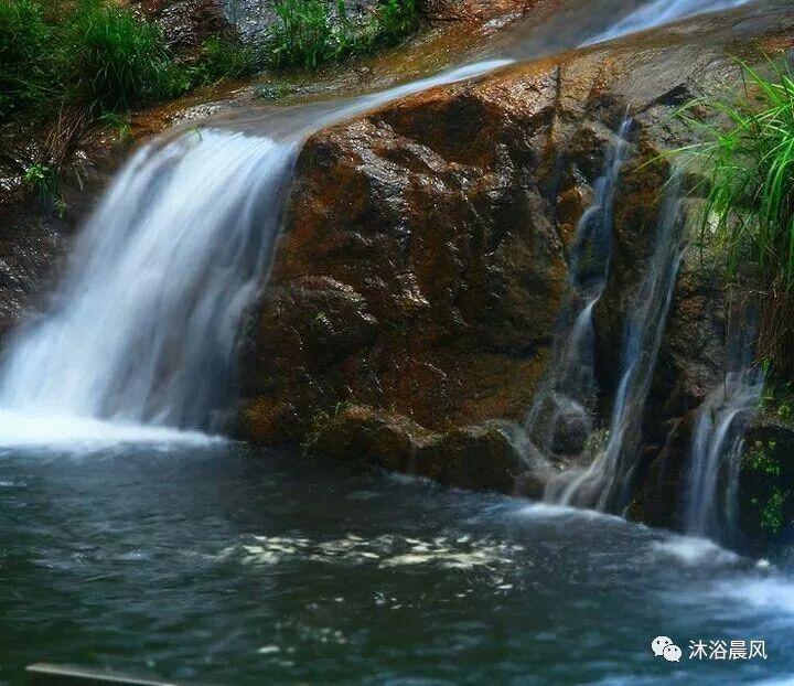约克:曼联得尽快清洗掉安东尼这样的球员 我不会责怪霍伊伦